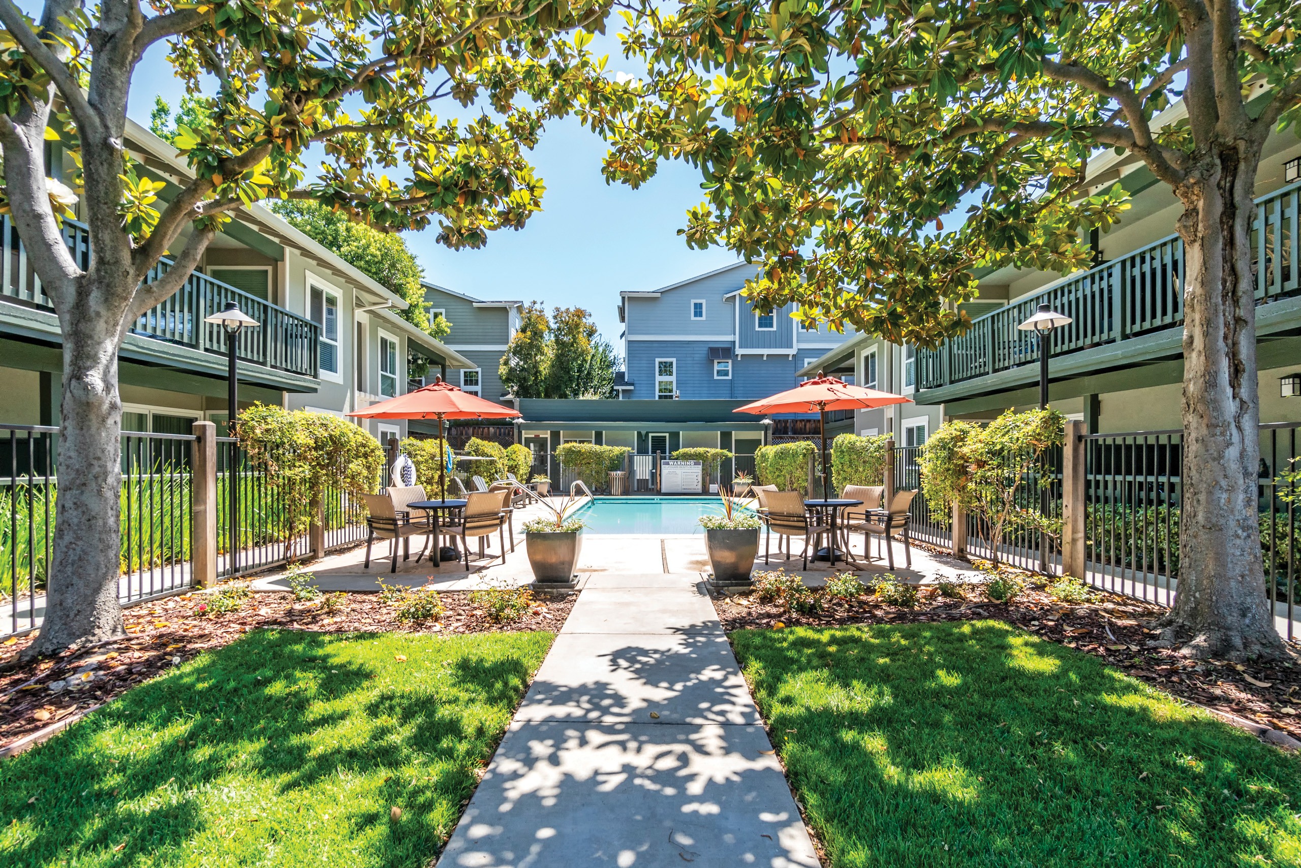 Pleasanton Glen Apartments photo 3